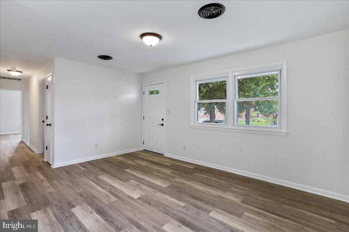12 Montague Circle photo 12