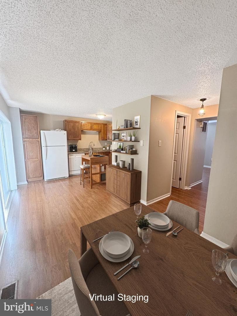 7 E Hart Street photo 12