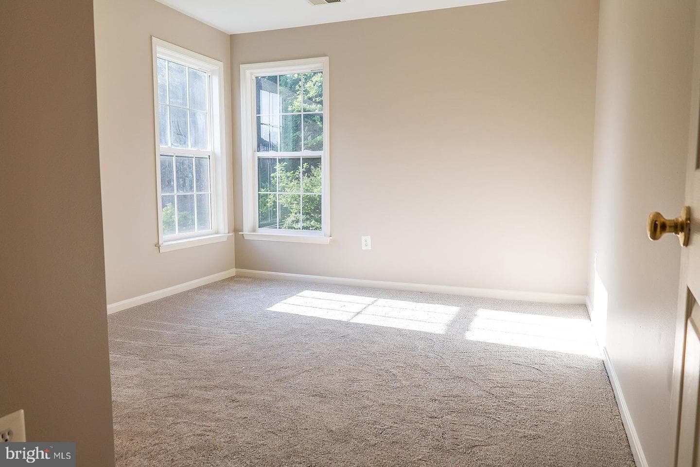 720 Beehive Way photo 25