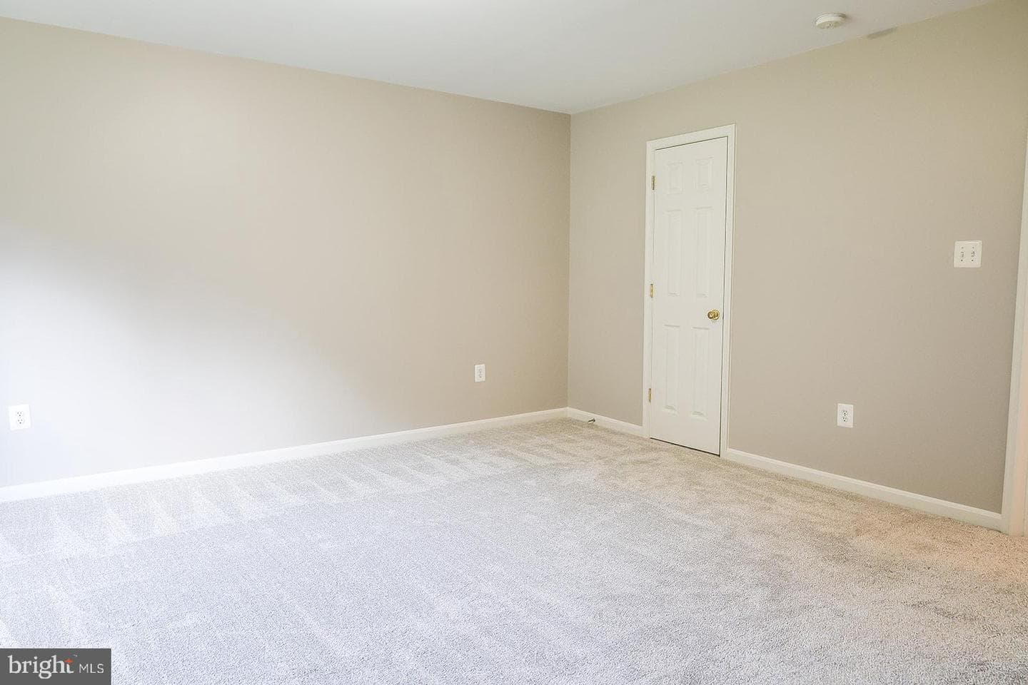 720 Beehive Way photo 31
