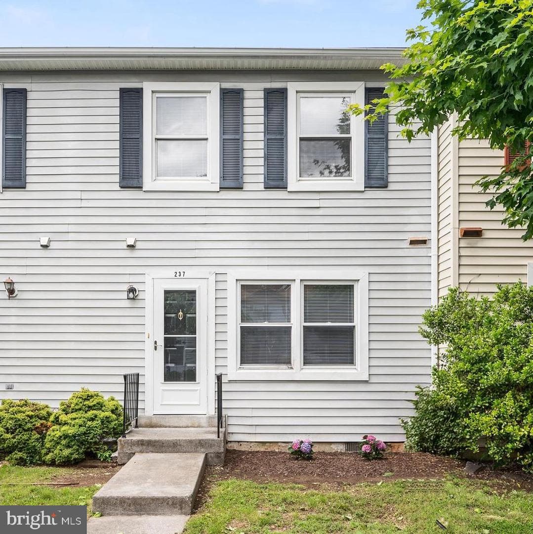237 Kimberly Way