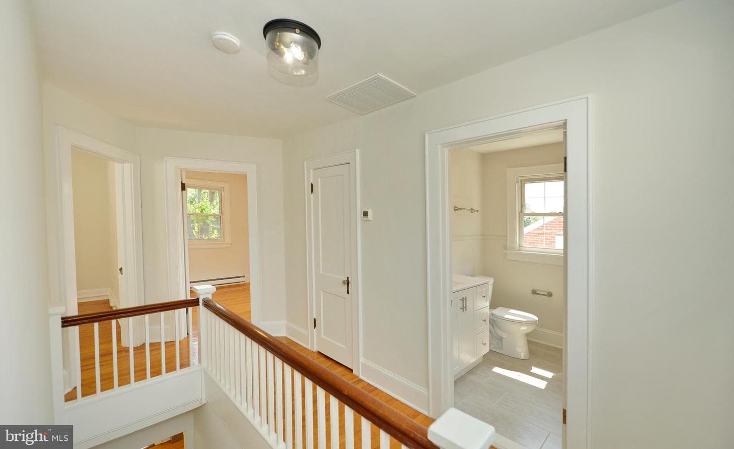31 W Whitlock Avenue photo 24
