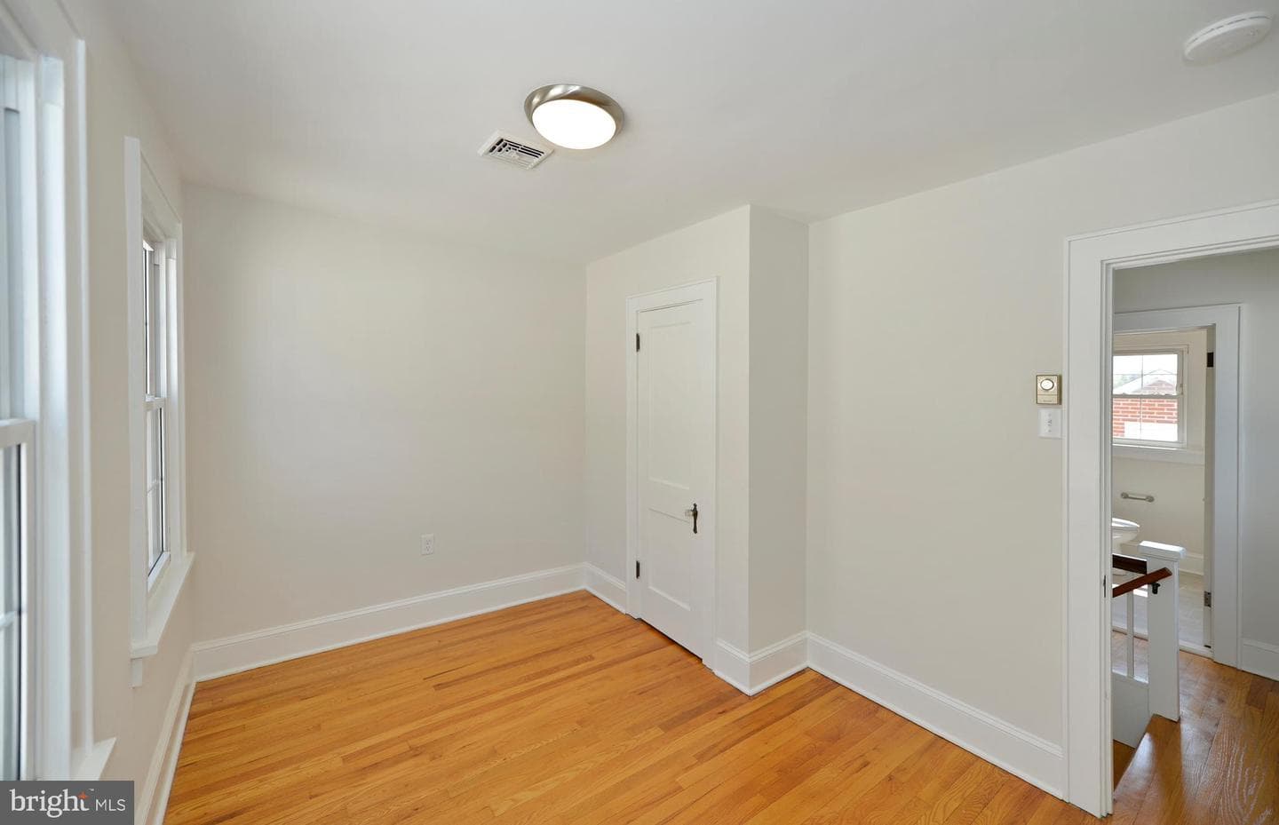 31 W Whitlock Avenue photo 26
