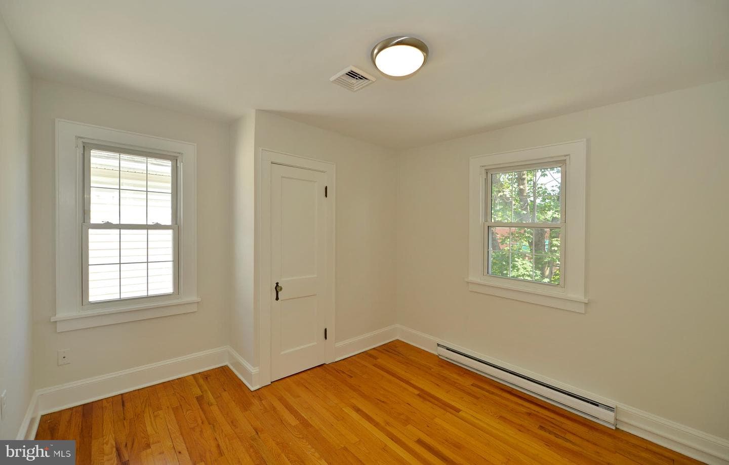 31 W Whitlock Avenue photo 30
