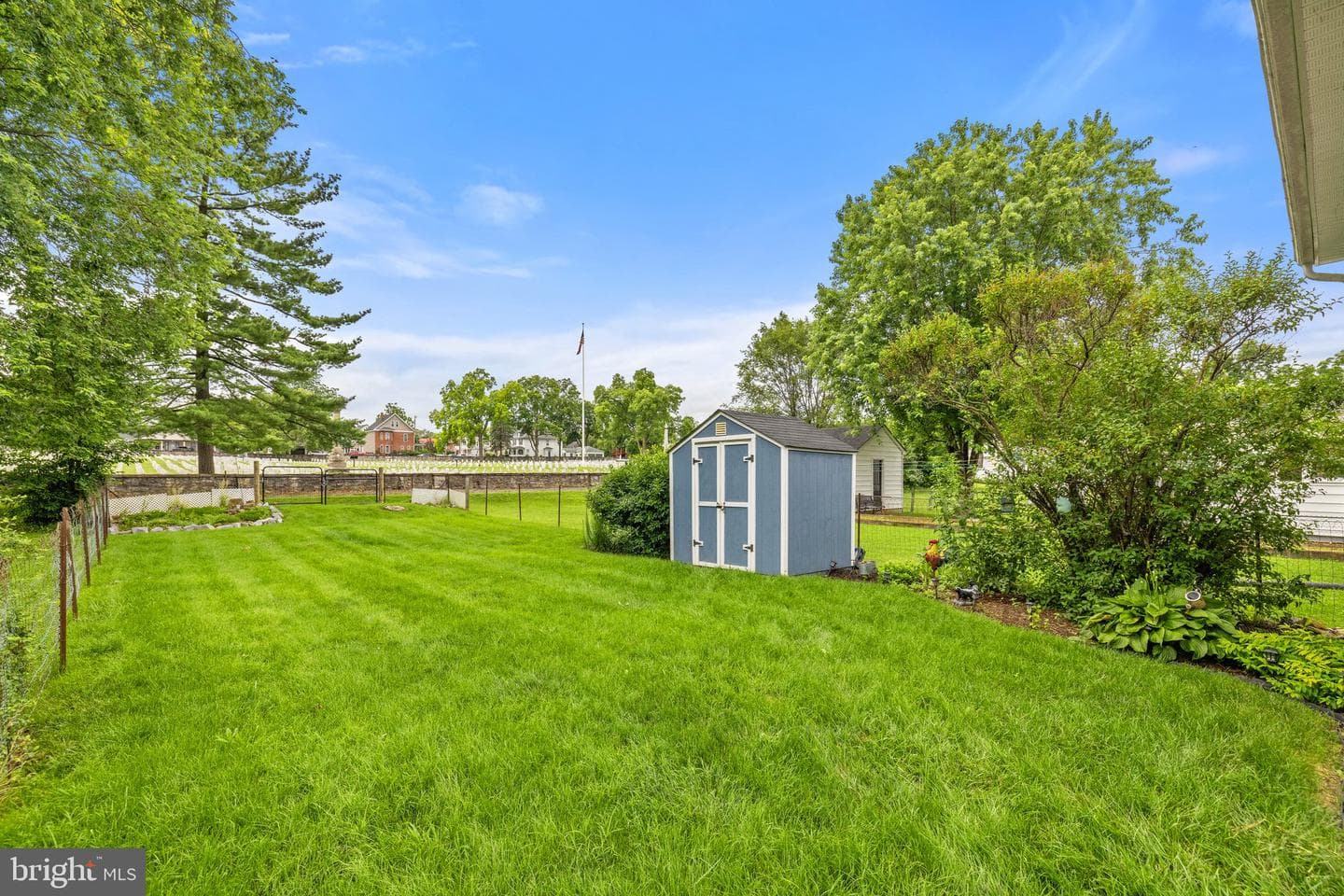 213 West Street photo 15