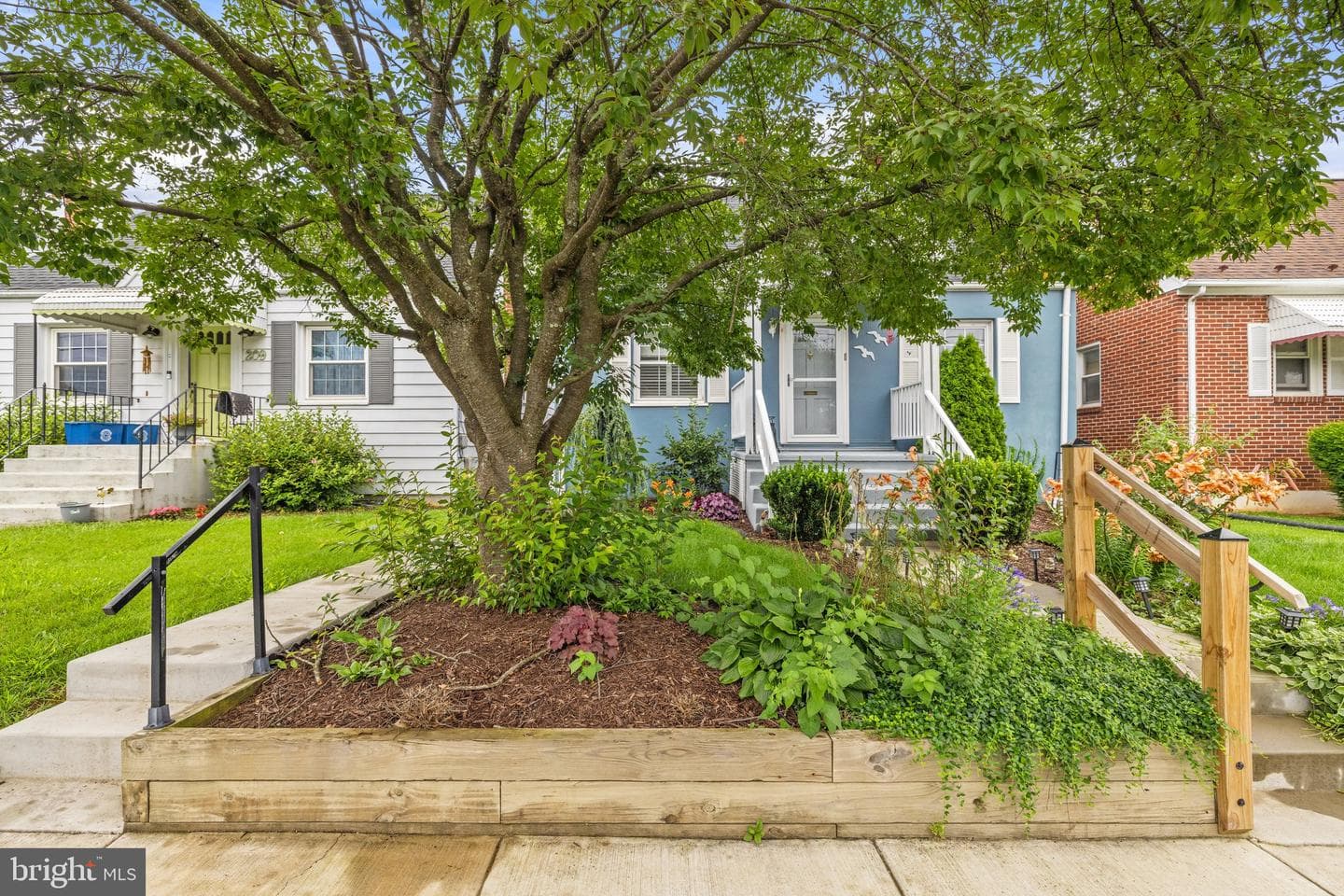 213 West Street photo 7