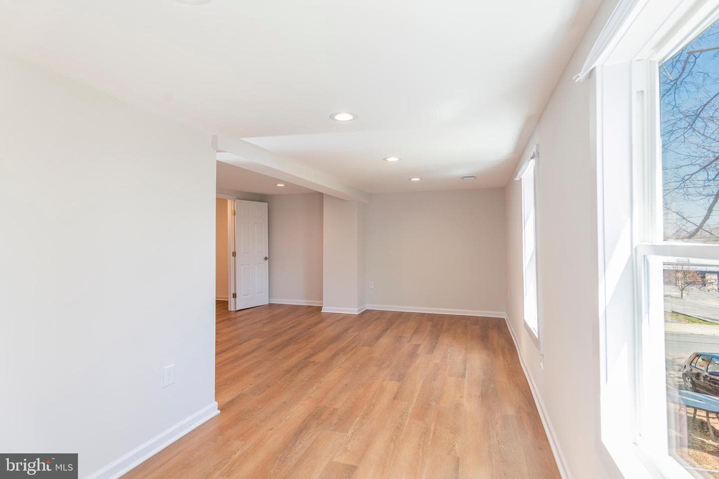 1004 S Cameron Street photo 15