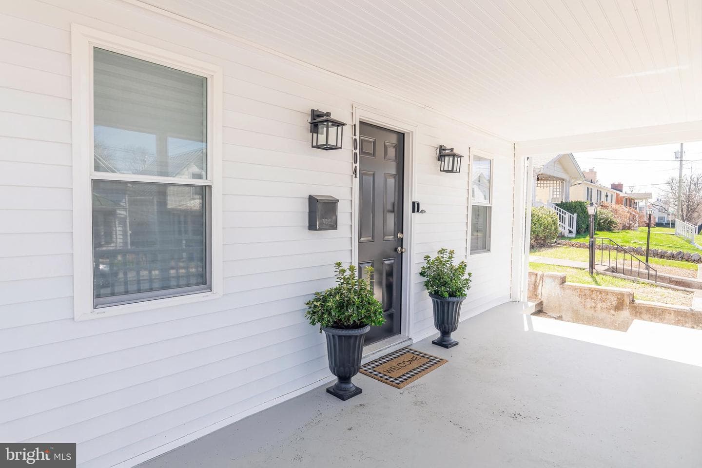 1004 S Cameron Street photo 4