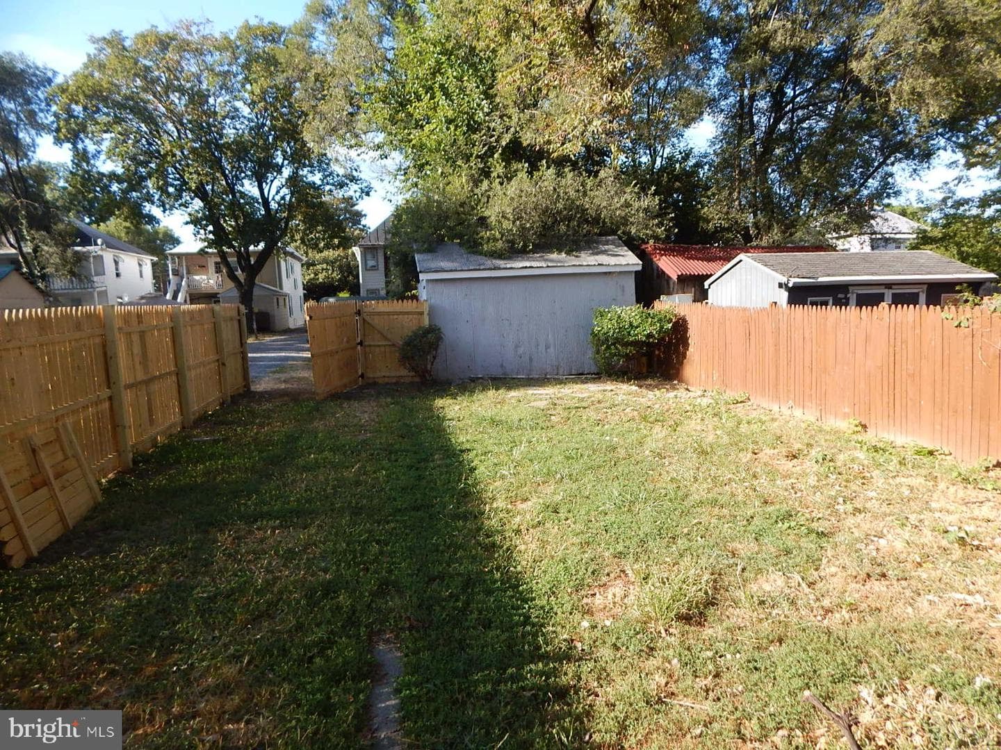 369 Charles Street photo 15