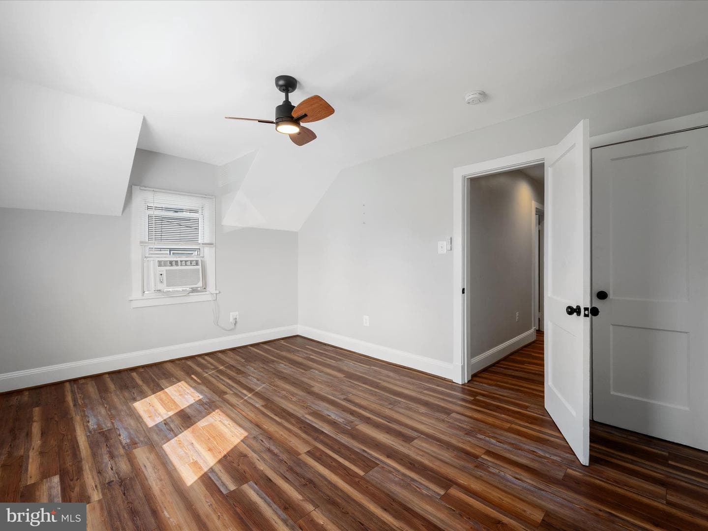 613 Watson Avenue photo 15