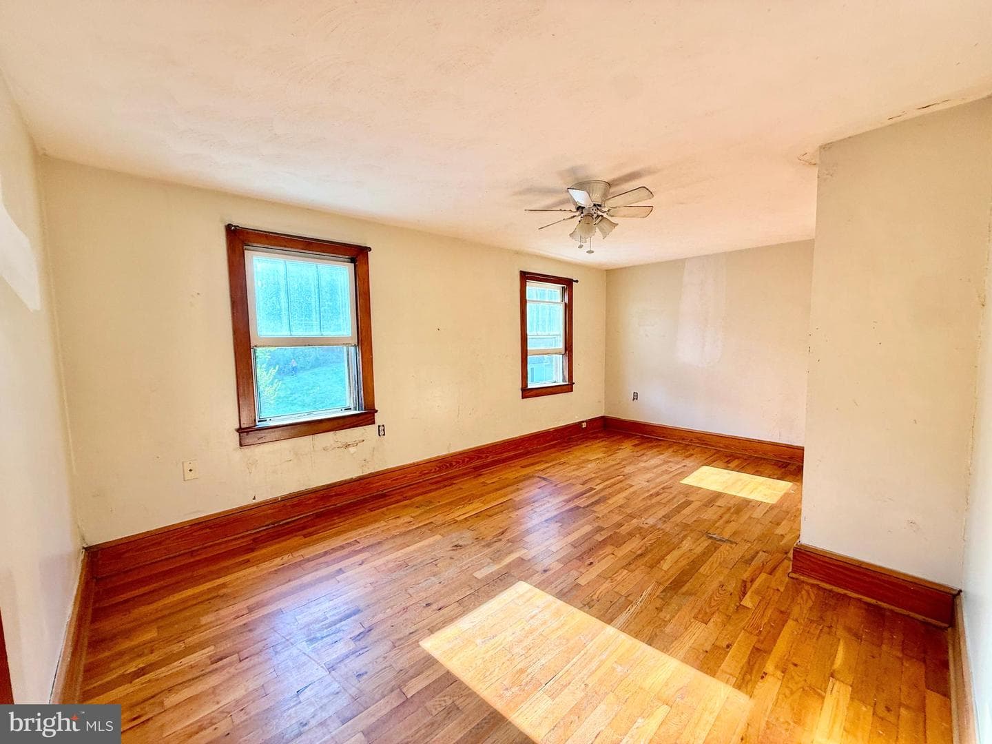 2531 Hockman Avenue photo 13