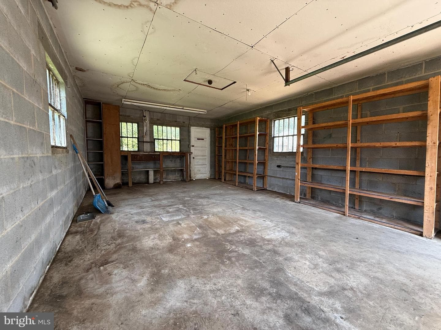 2531 Hockman Avenue photo 25