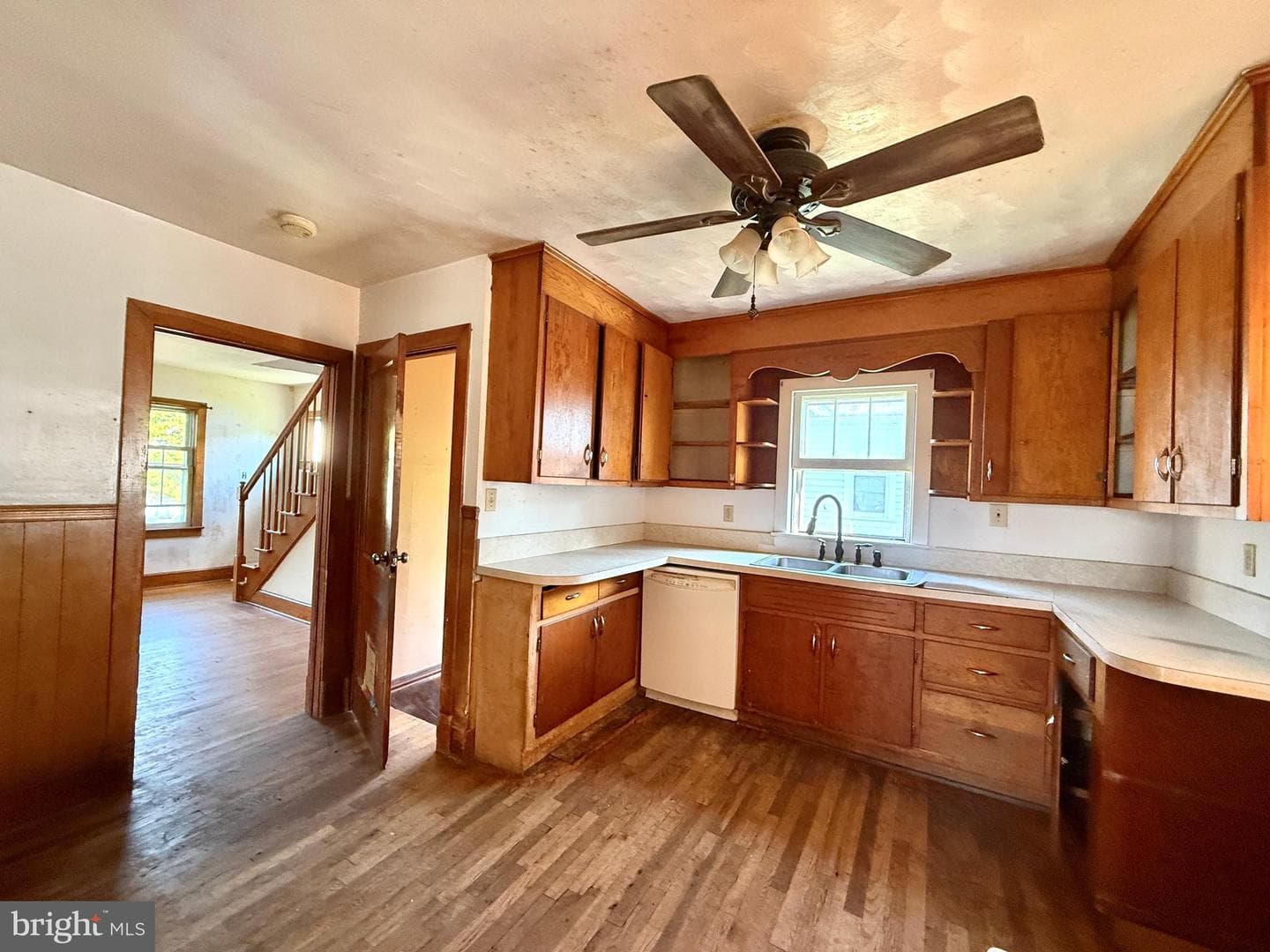 2531 Hockman Avenue photo 9