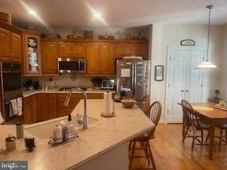 718 Chelsea Drive photo 3