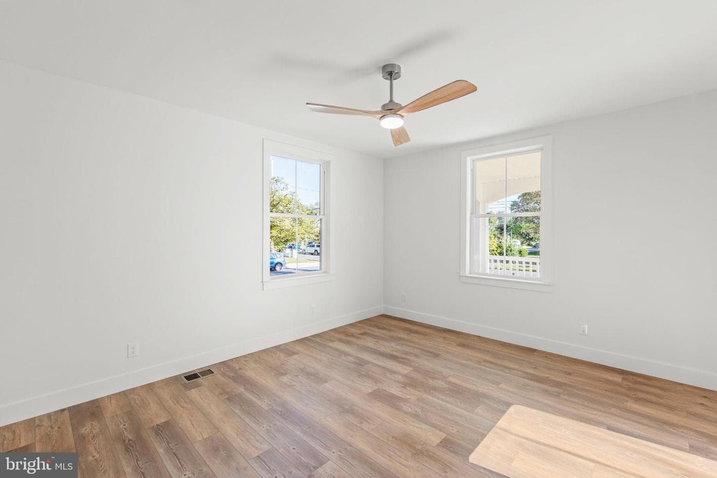 703 National Avenue photo 41