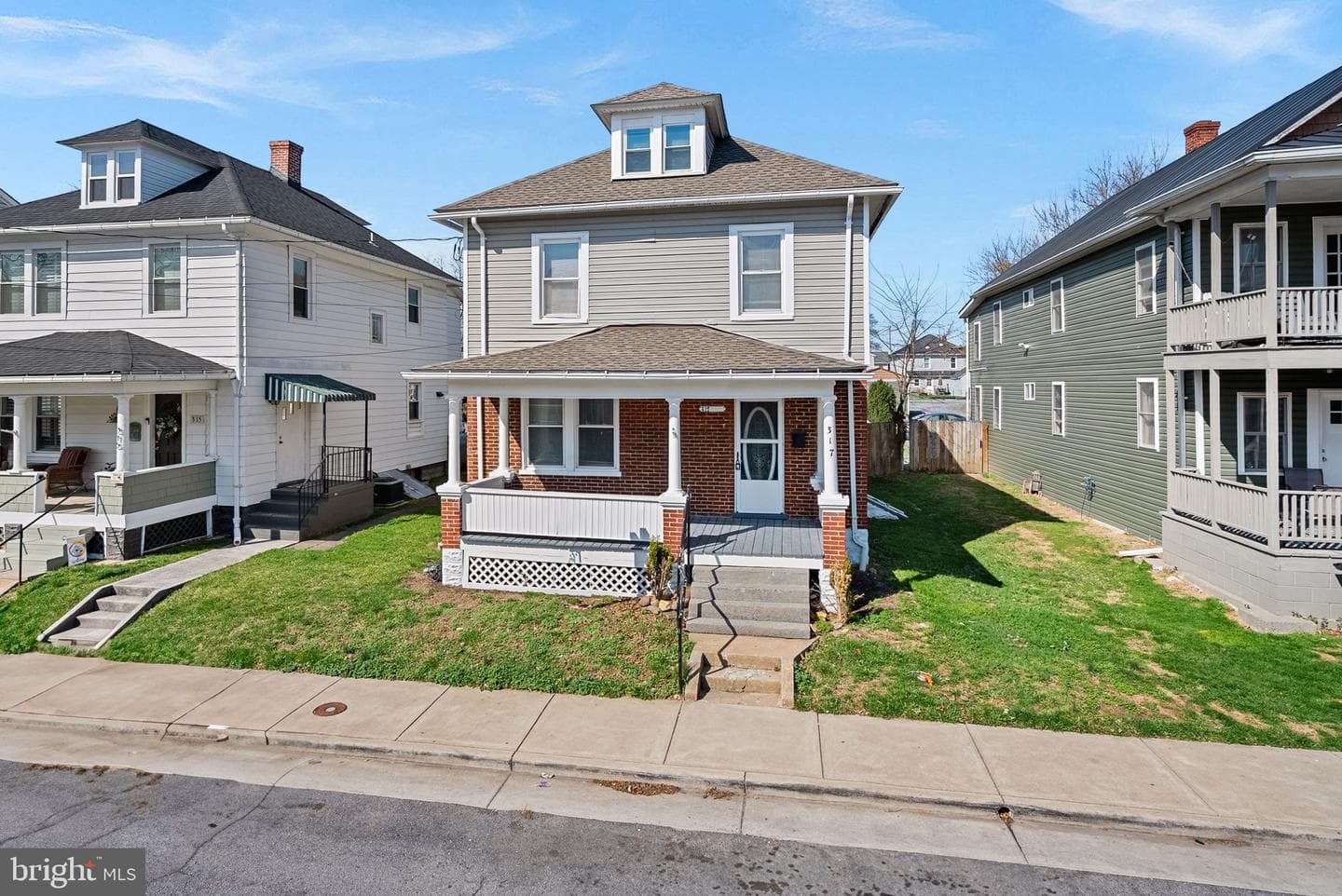 317 Gray Avenue photo 3