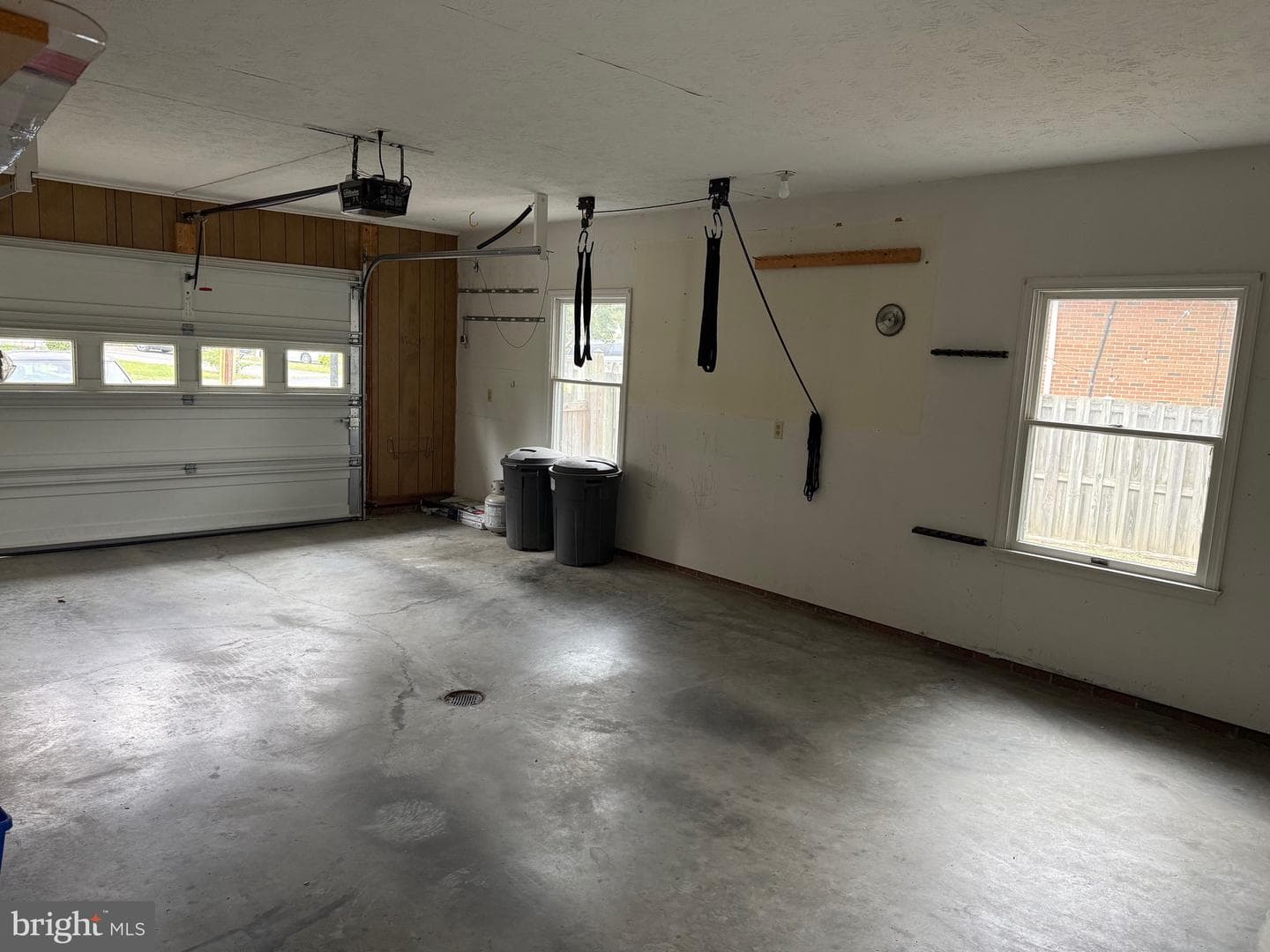 118 Russellcroft Road photo 25