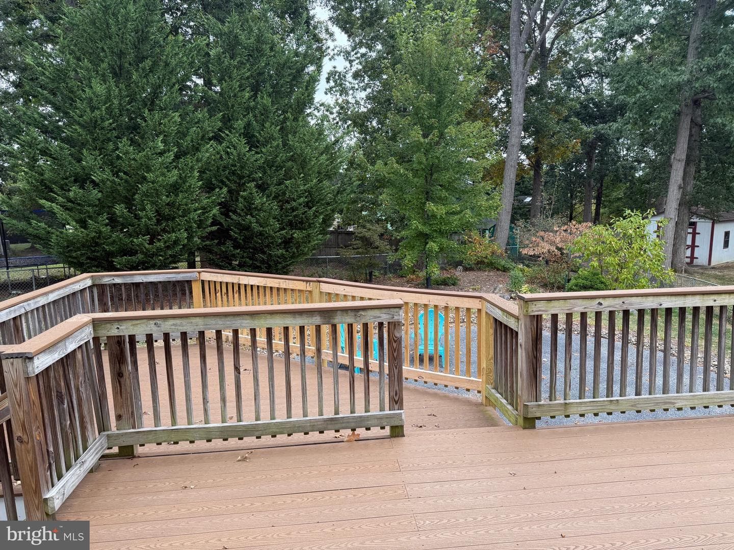 118 Russellcroft Road photo 28