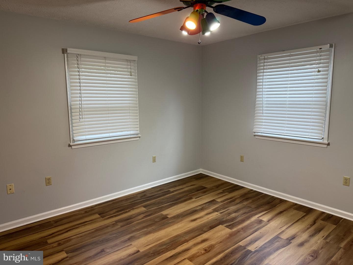 118 Russellcroft Road photo 32
