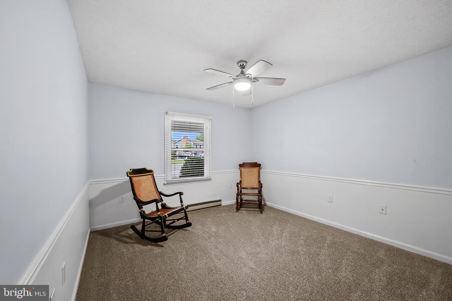 118 Russellcroft Road photo 48
