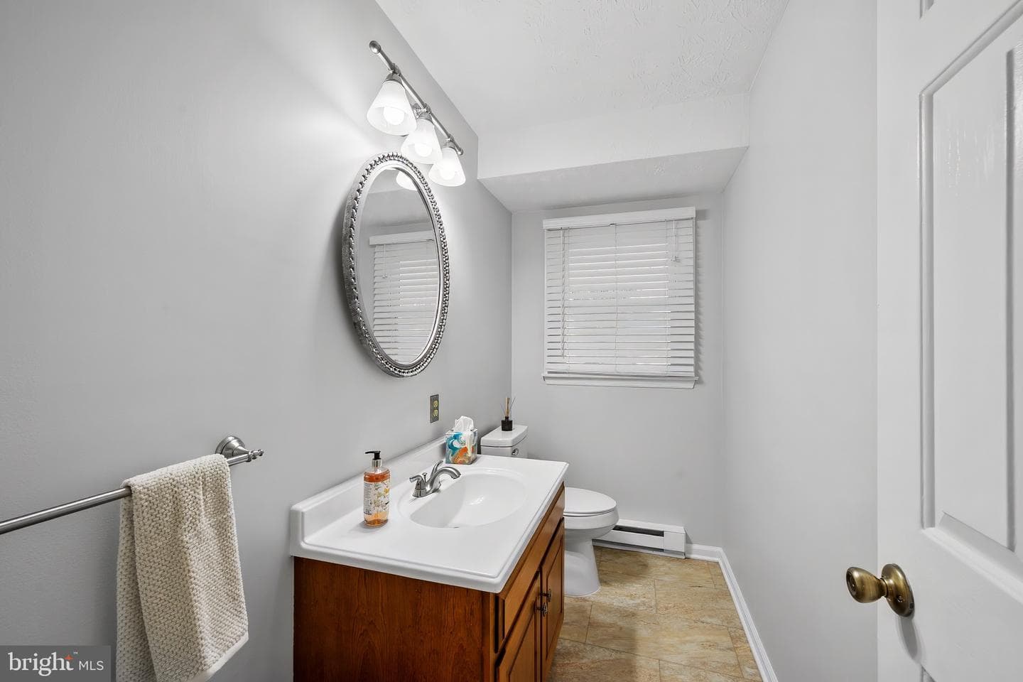 118 Russellcroft Road photo 50