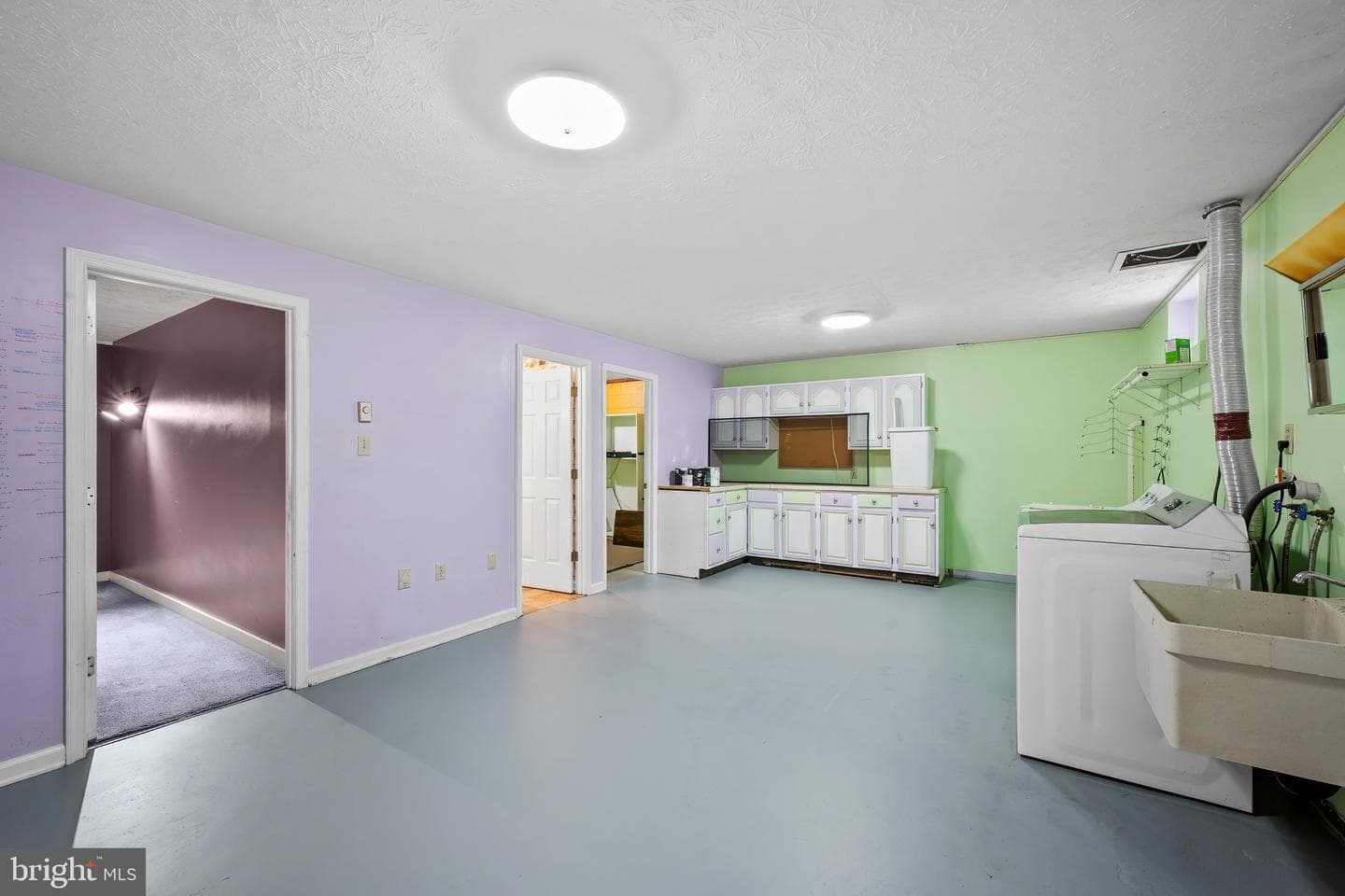 118 Russellcroft Road photo 63
