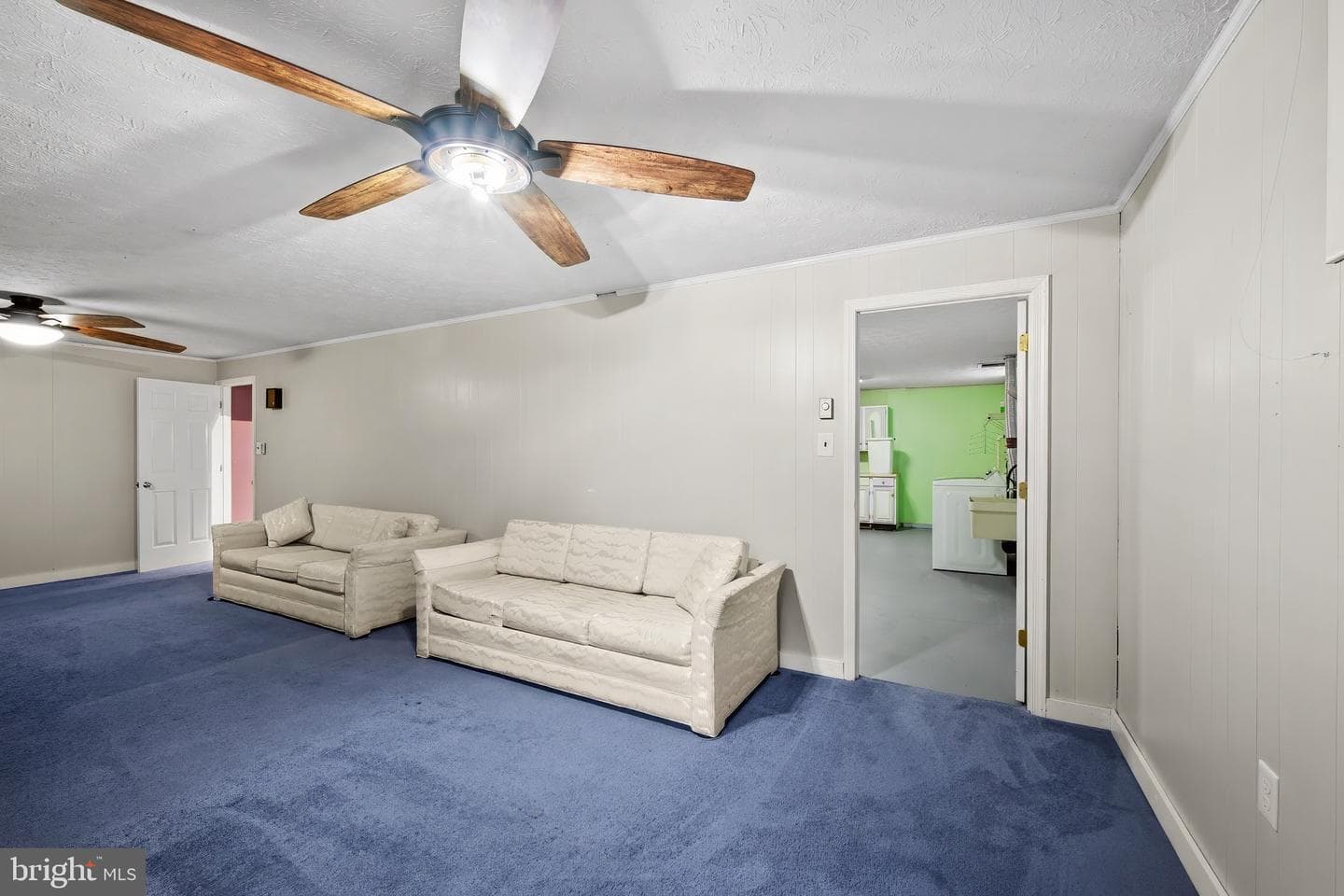 118 Russellcroft Road photo 64