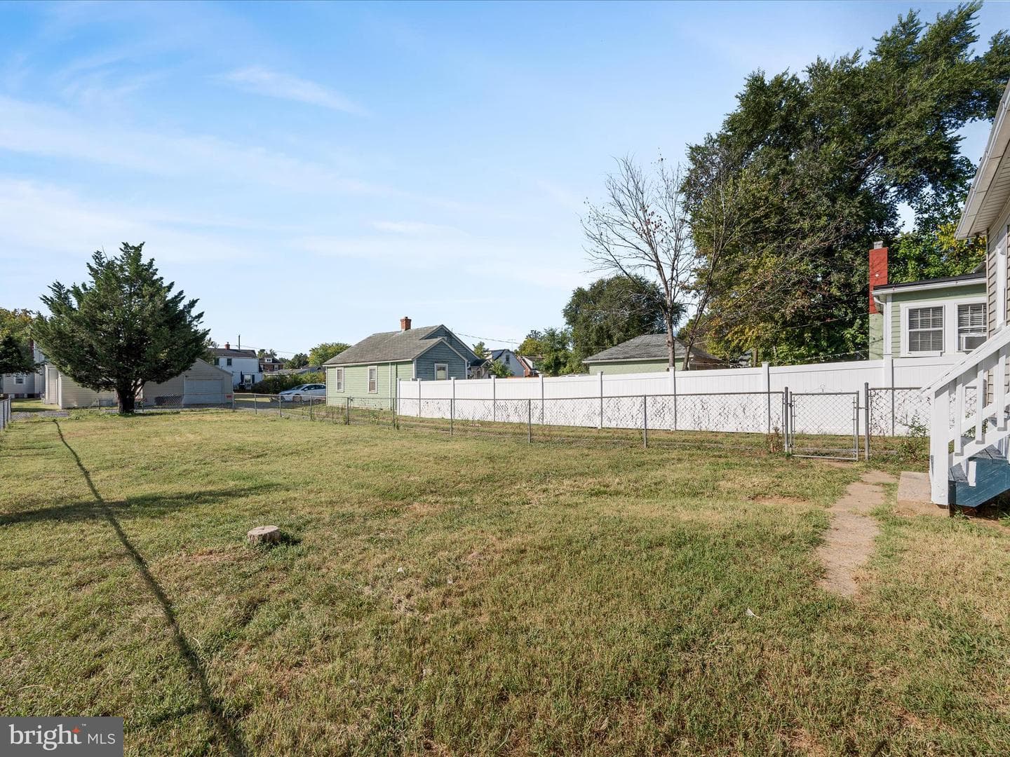 715 Berryville Avenue photo 38