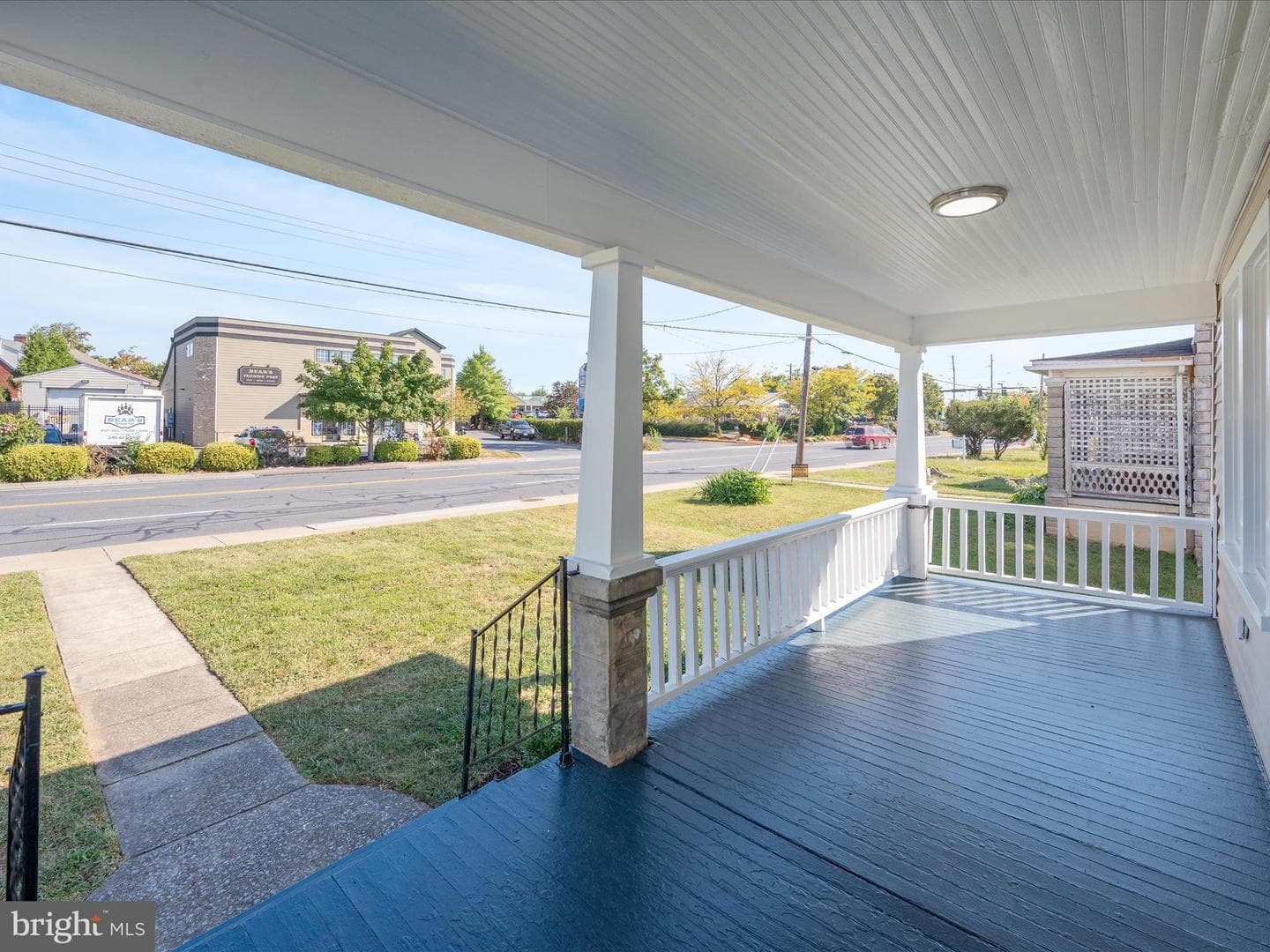 715 Berryville Avenue photo 4