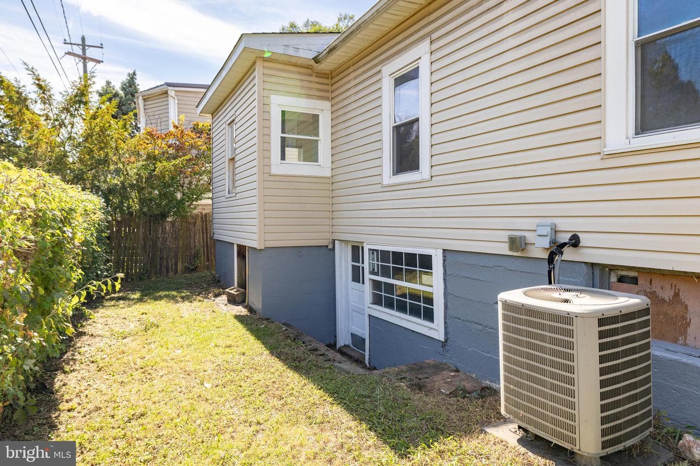 1125 Conway Street photo 11