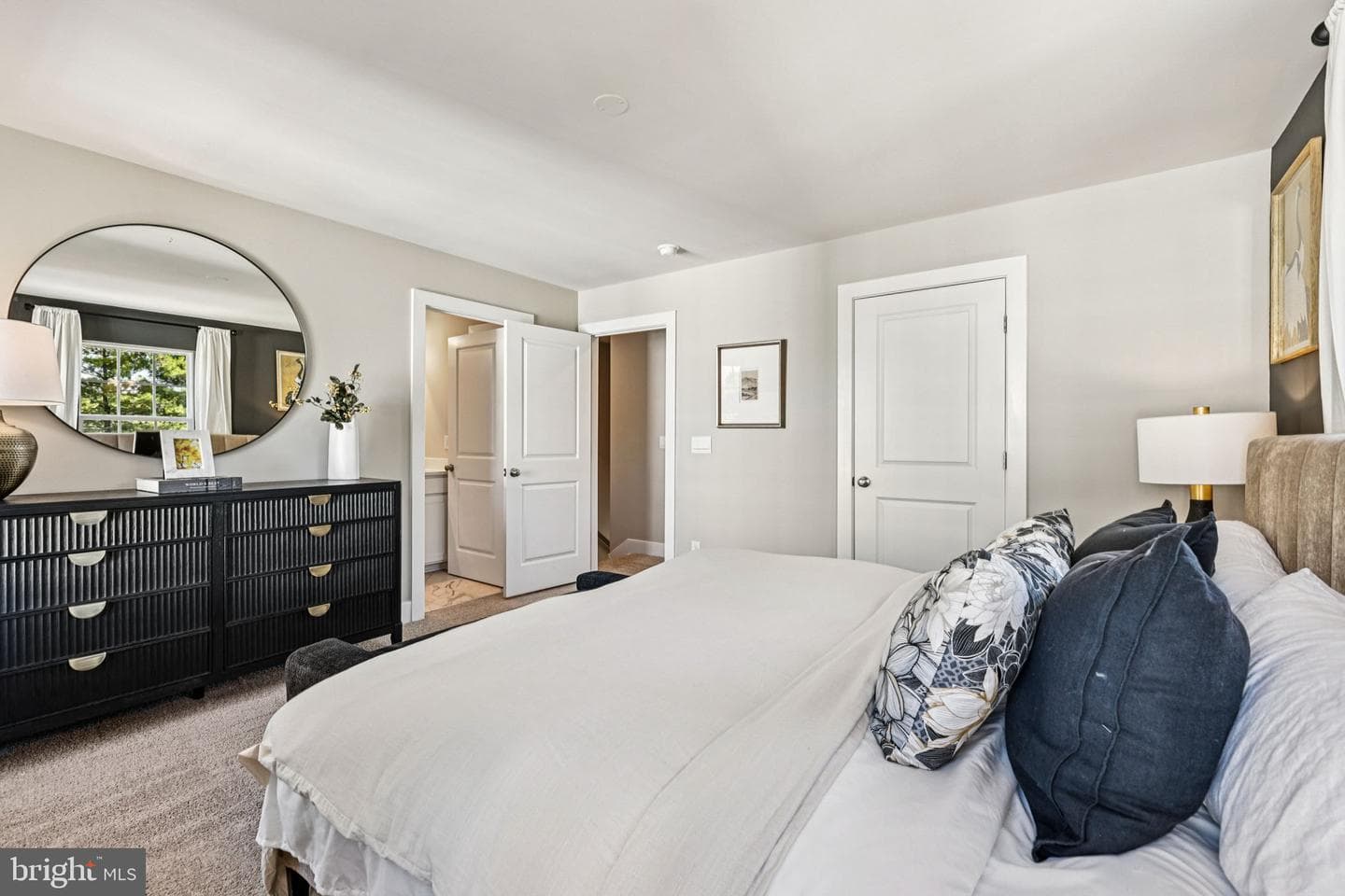 1802 Blythe Way photo 34