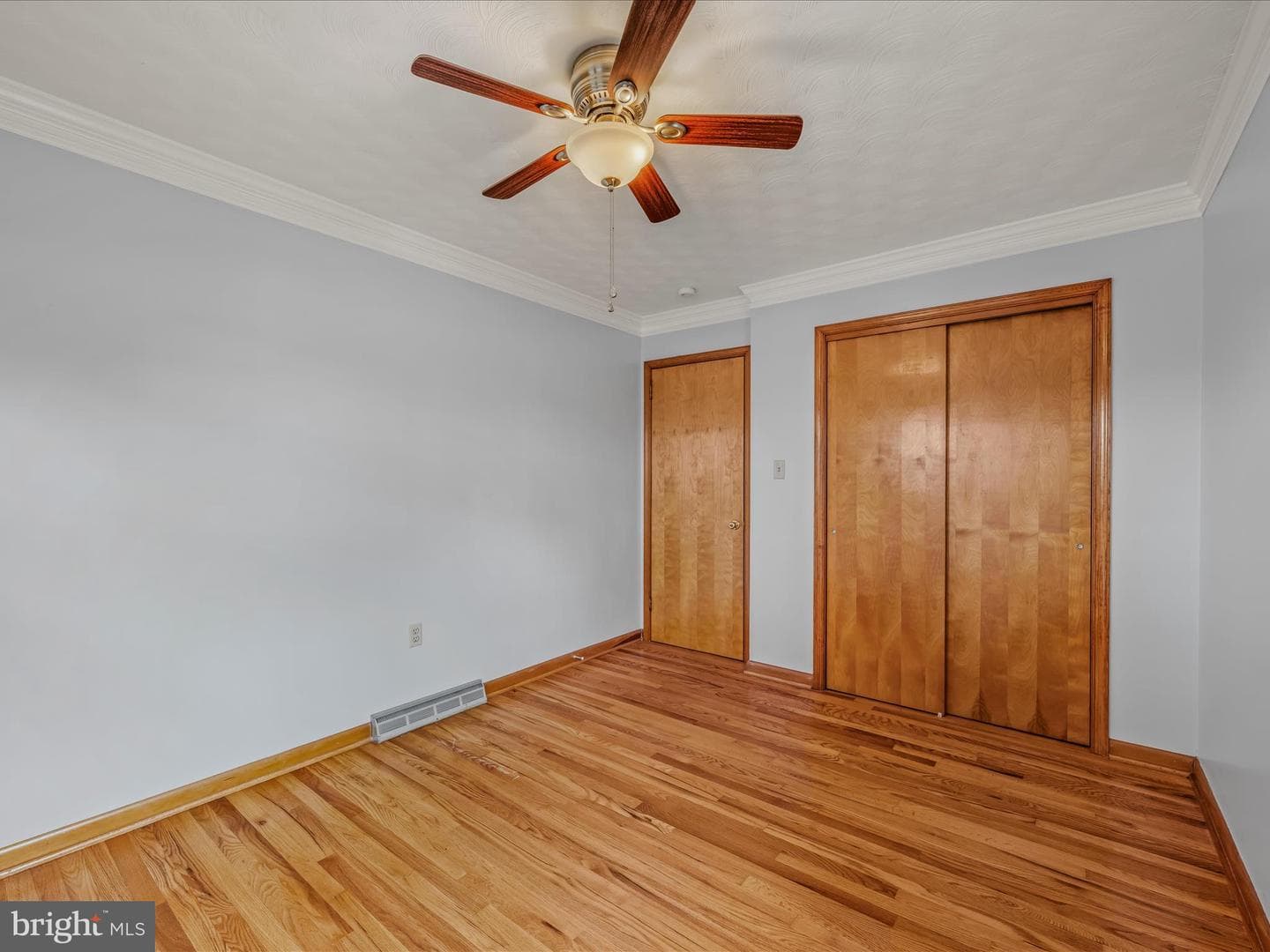 461 Imperial Street photo 15