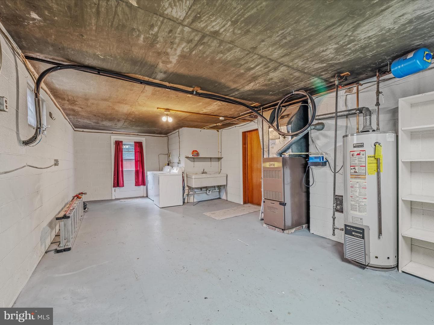 461 Imperial Street photo 29