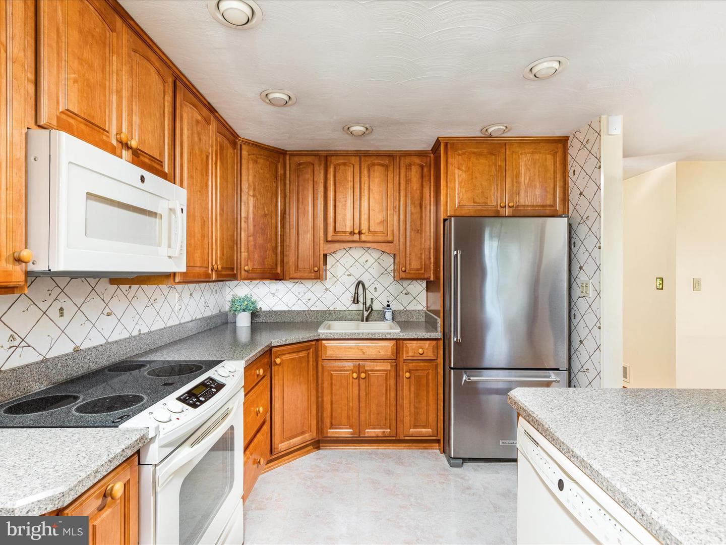 312 Fox Drive photo 10