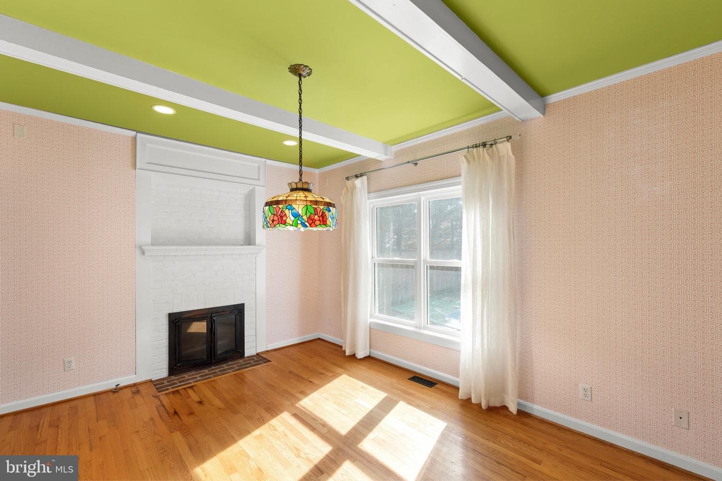 315 W Leicester Street photo 18