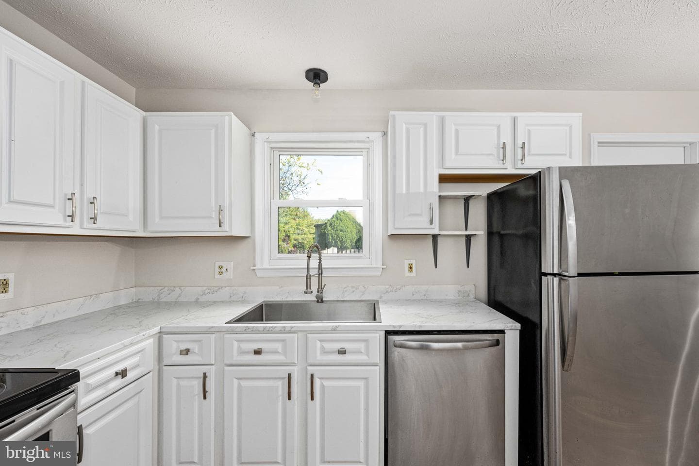 26 Jackson Avenue photo 13