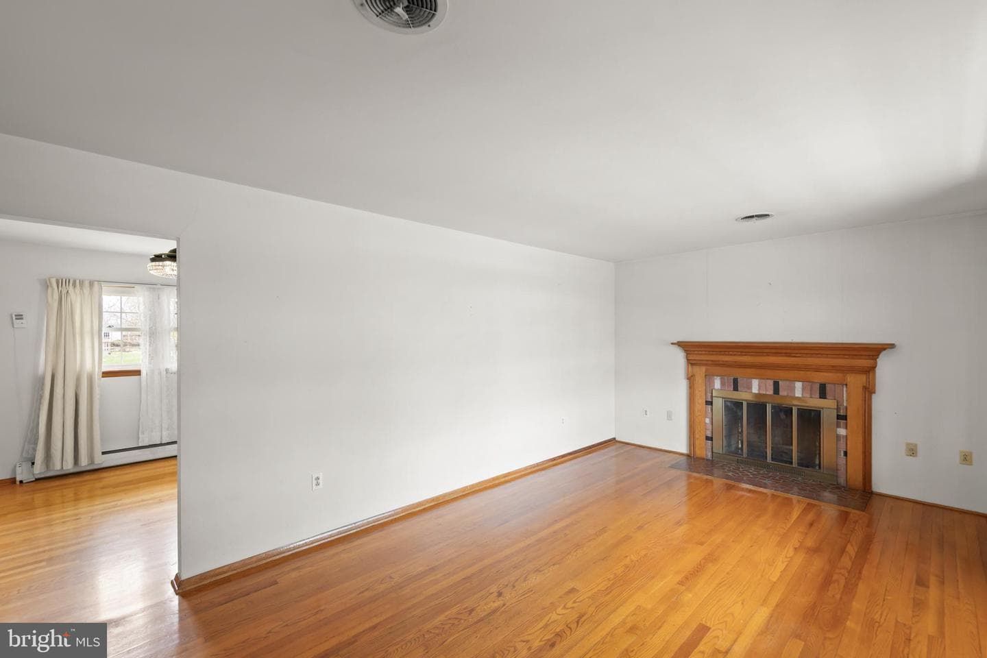 101 Molden Drive photo 4