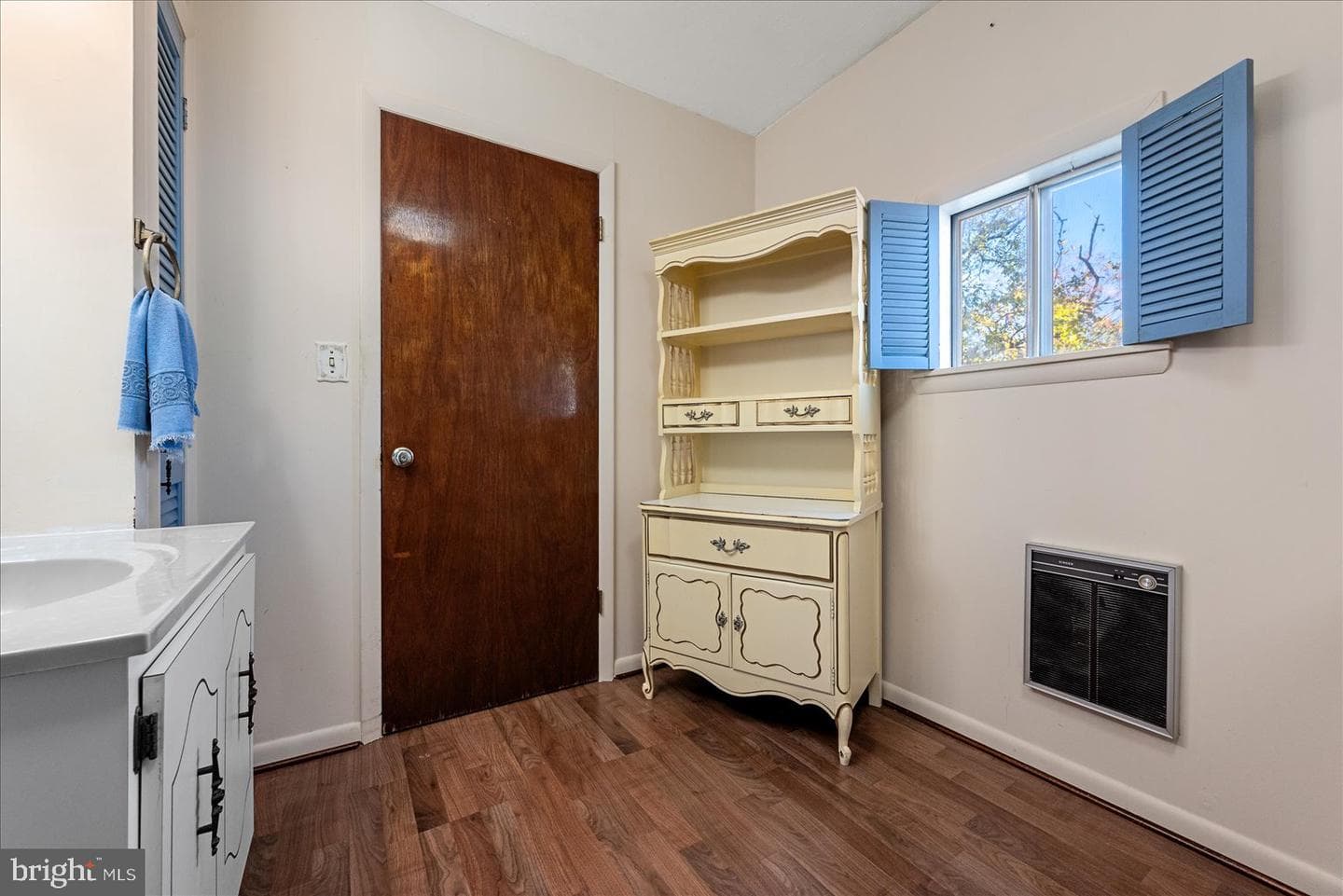 621 Butler Avenue photo 14
