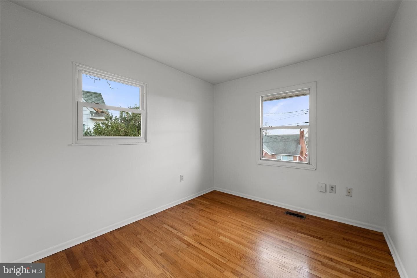 127 Shirley Street photo 18