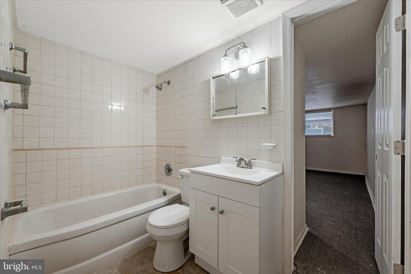 127 Shirley Street photo 27