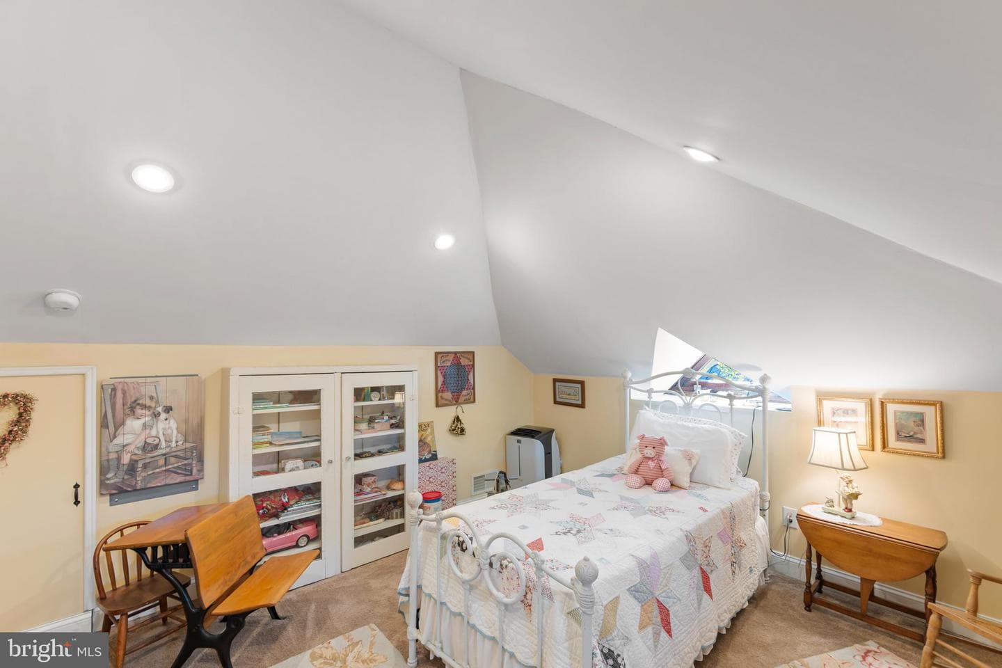 216 Fairmont Avenue photo 28
