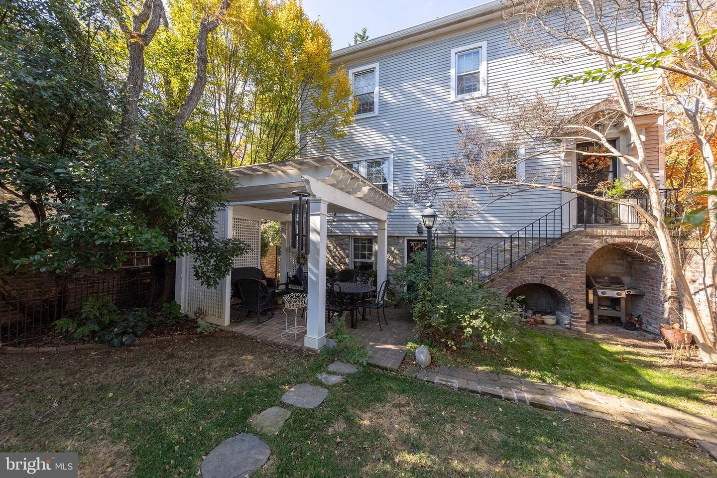 216 Fairmont Avenue photo 39