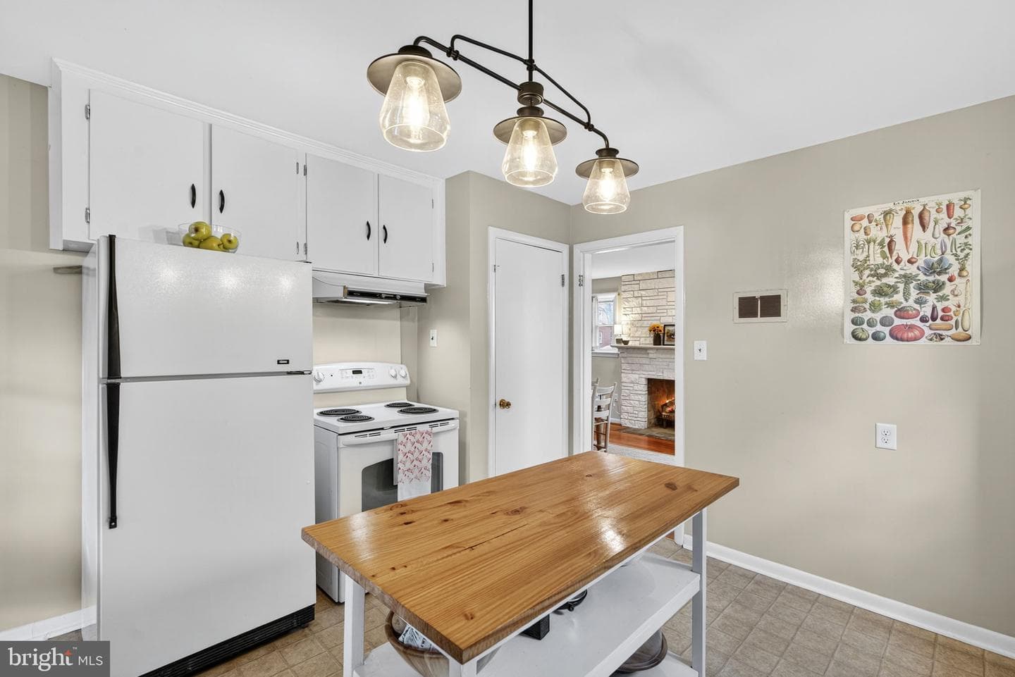 105 W Oates Avenue photo 12