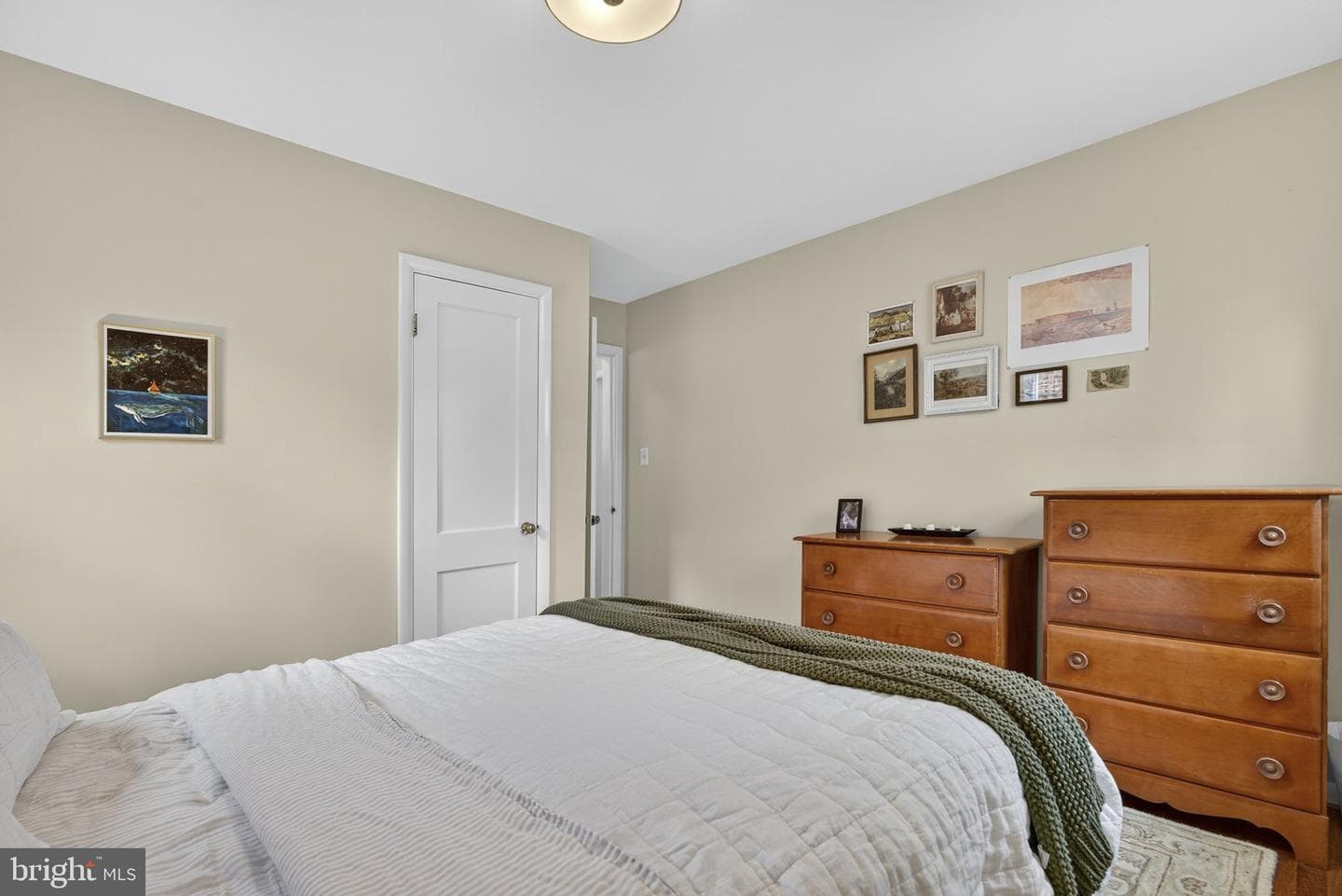 105 W Oates Avenue photo 16