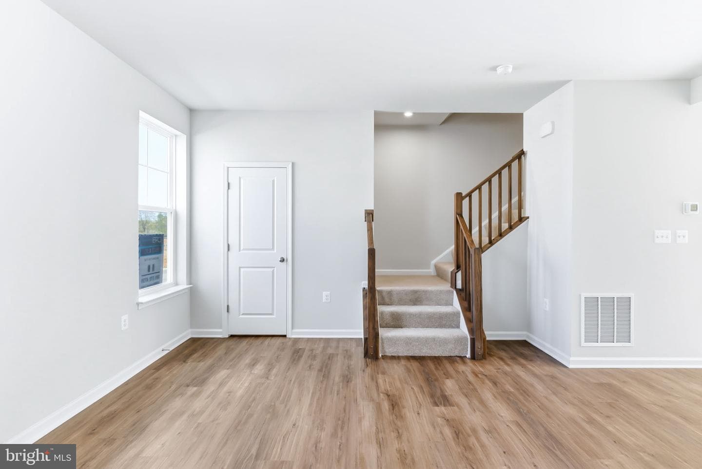 209 Monteith Drive photo 11