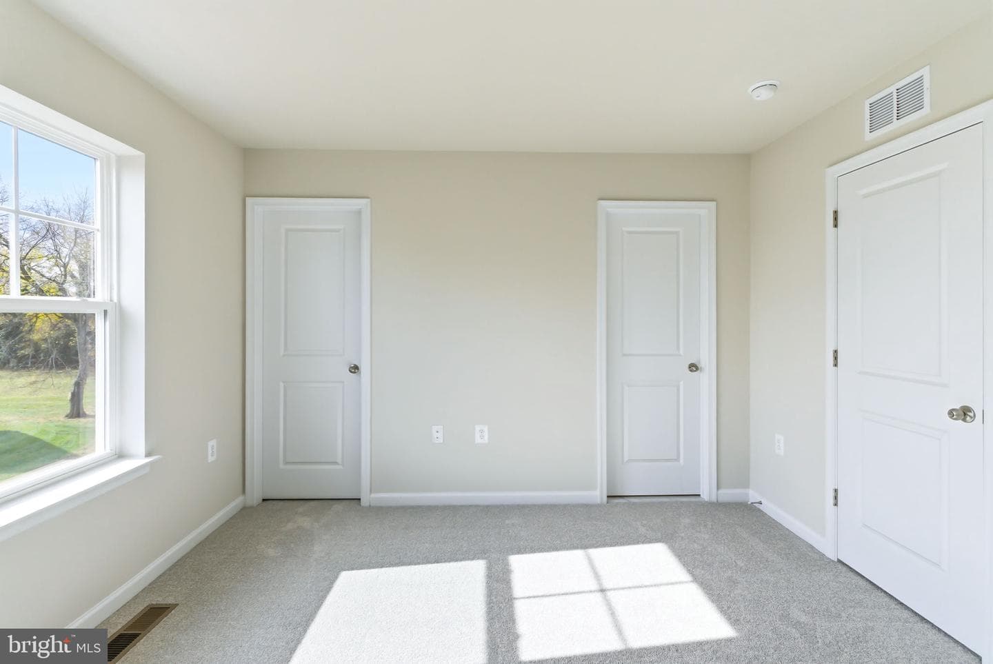 209 Monteith Drive photo 12