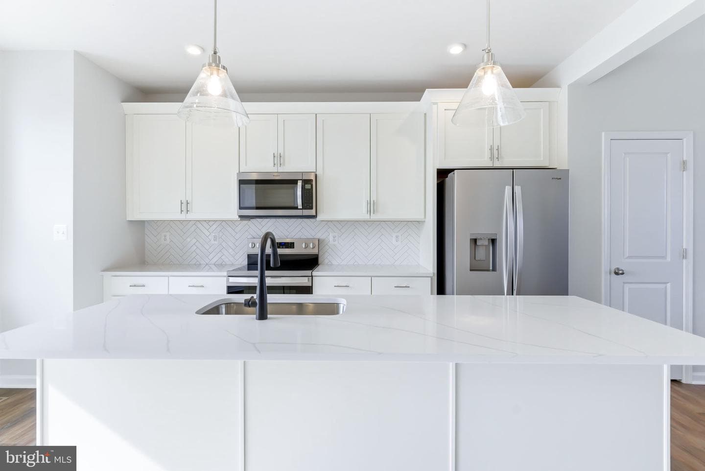 209 Monteith Drive photo 3