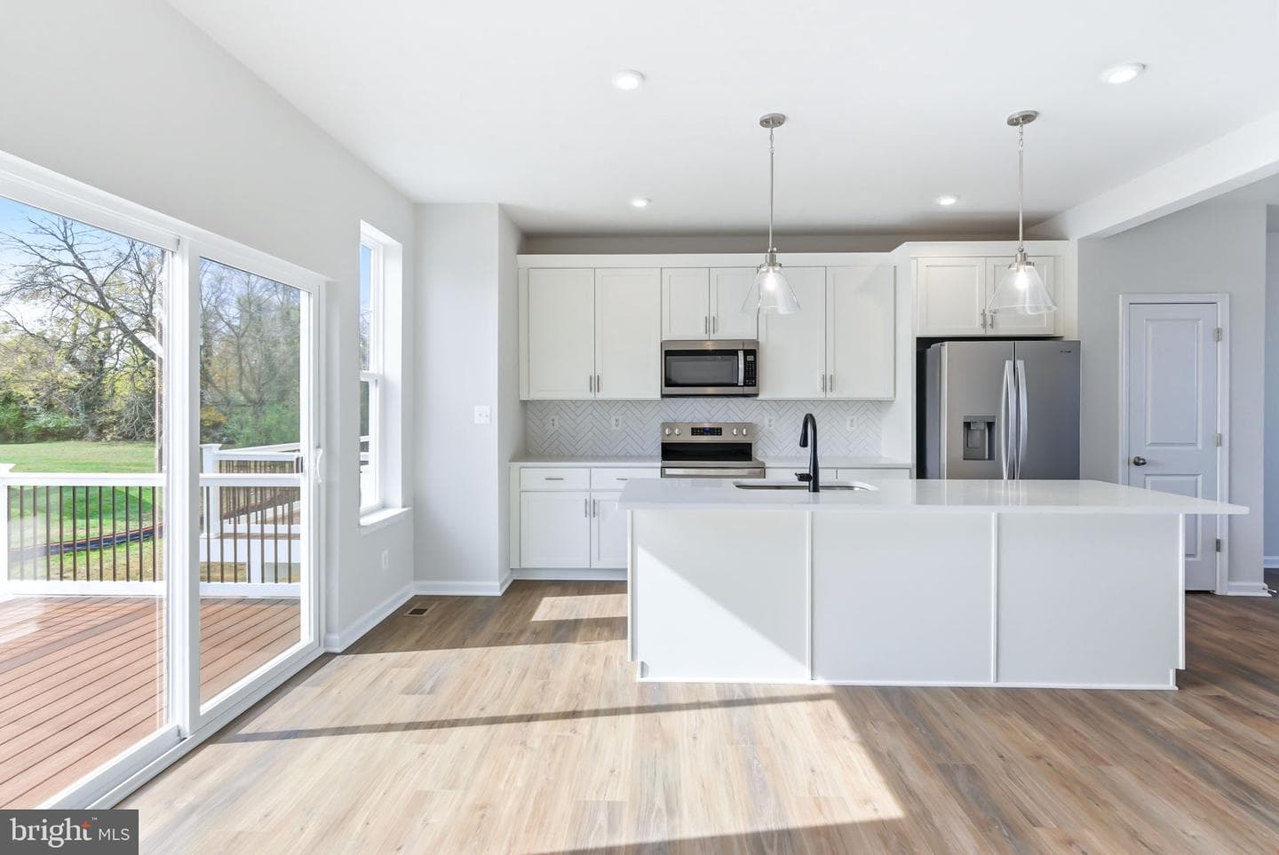209 Monteith Drive photo 5