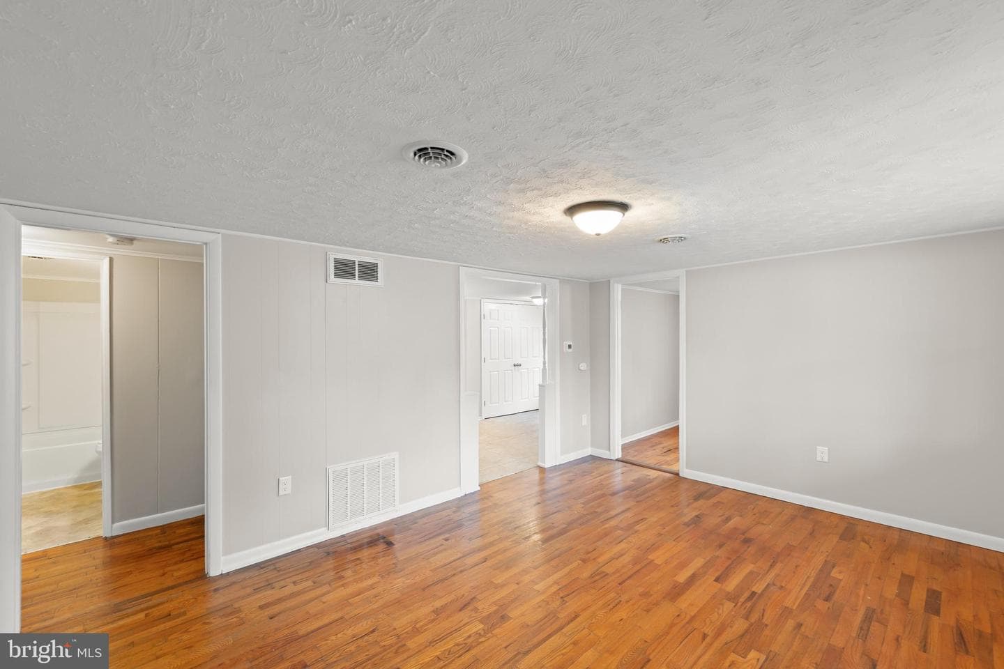 204 Shenandoah Avenue photo 5