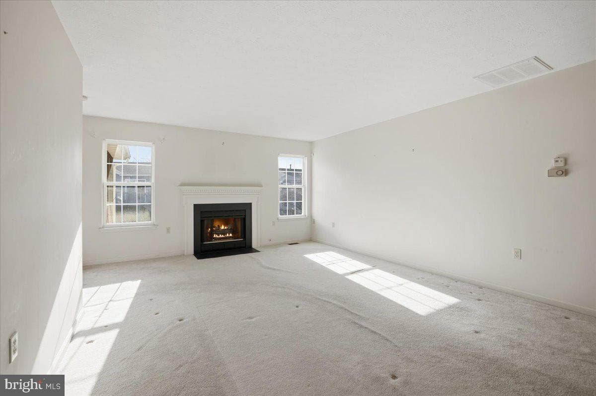 309 W Tevis Street photo 10